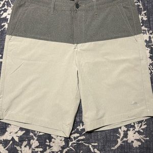 Tommy Bahama Hybrid short